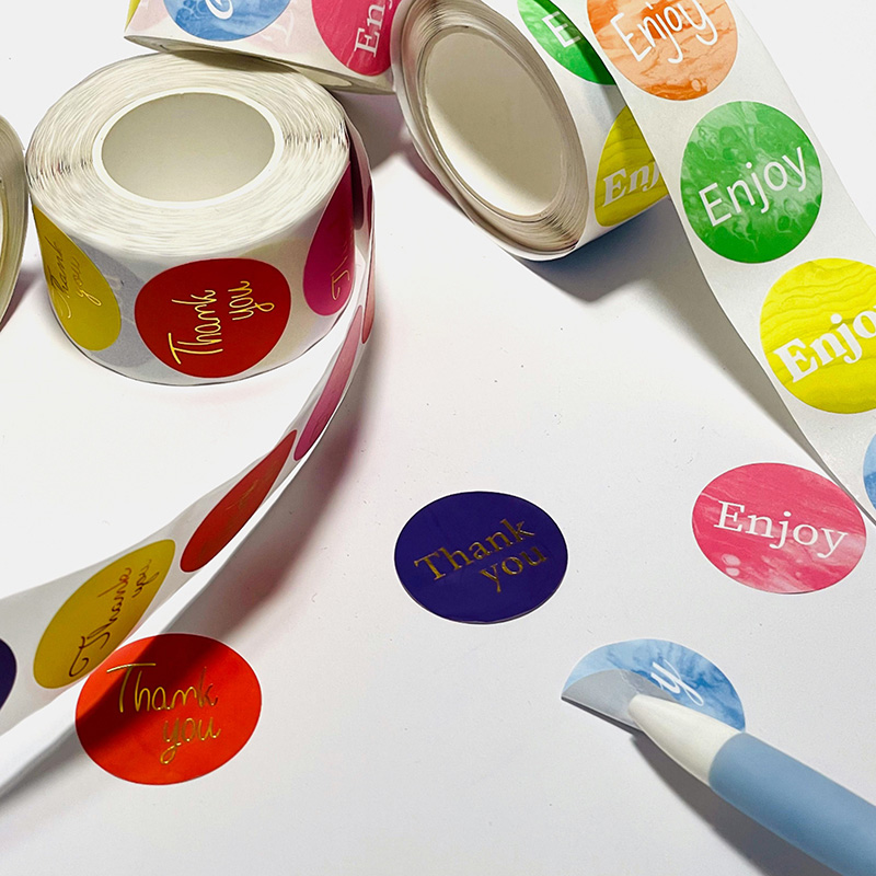 Personalized Design Options for Custom Roll Self-Adhesive Labels